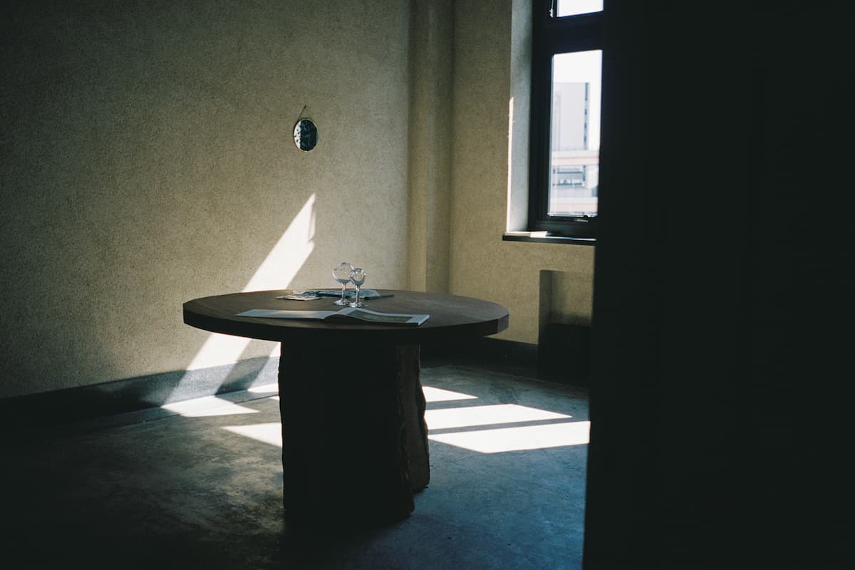 Shuta Hasunuma "unpeople + 14 people"