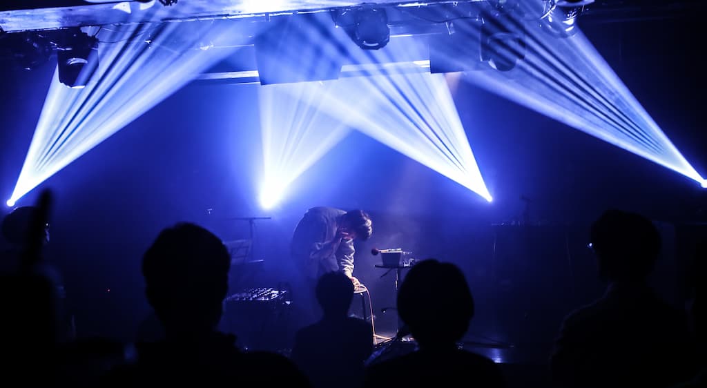 Shuta Hasunuma "unpeople + 1 people #09" with d&b Soundscape