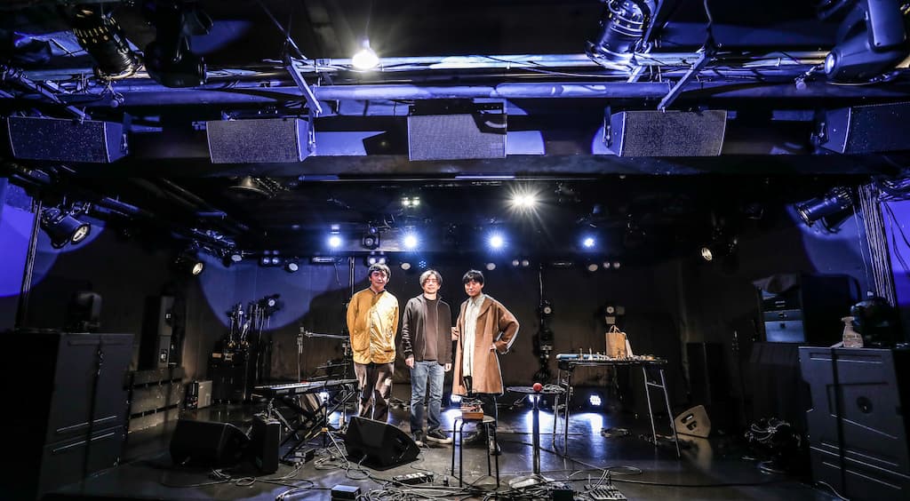 Shuta Hasunuma "unpeople + 1 people #09" with d&b Soundscape