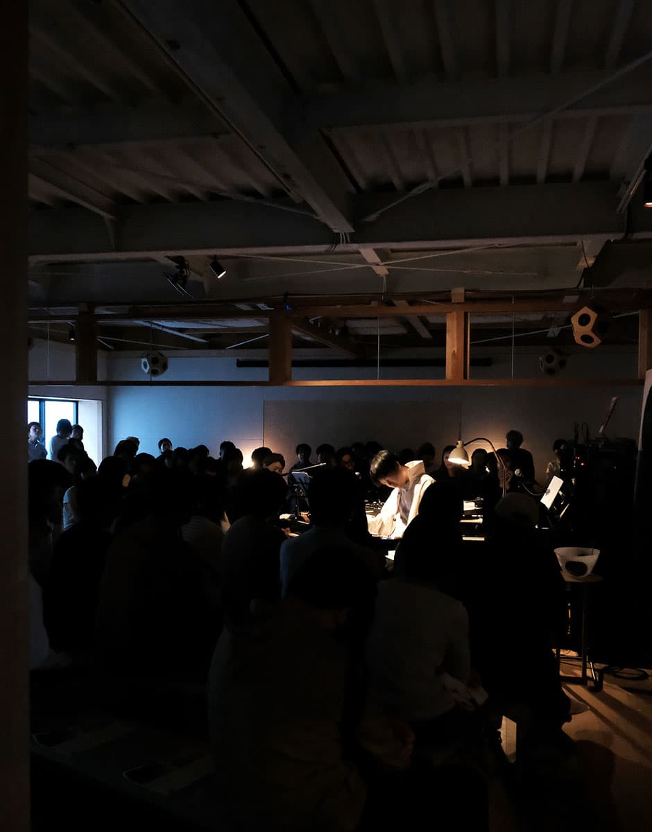 Shuta Hasunuma "unpeople + 1 people #10"