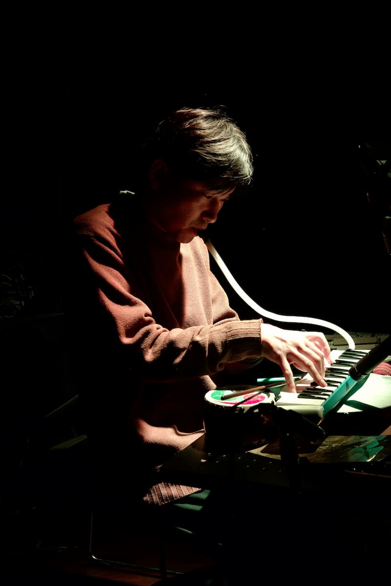 Shuta Hasunuma "unpeople + 1 people #08" listen “unpeople 360°