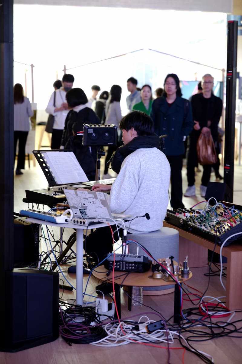 Shuta Hasunuma "unpeople + 1 people #07" 花椿×fibona『unpeople』サウンドパフォーマンス&トークセッション