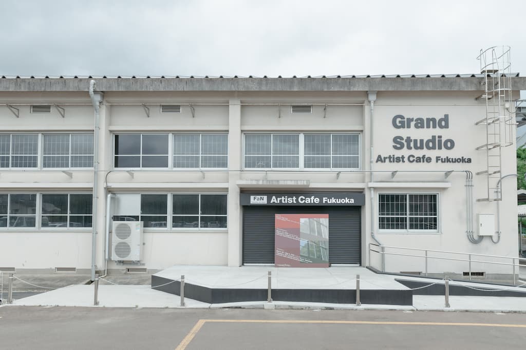 unpoeple 360° installation