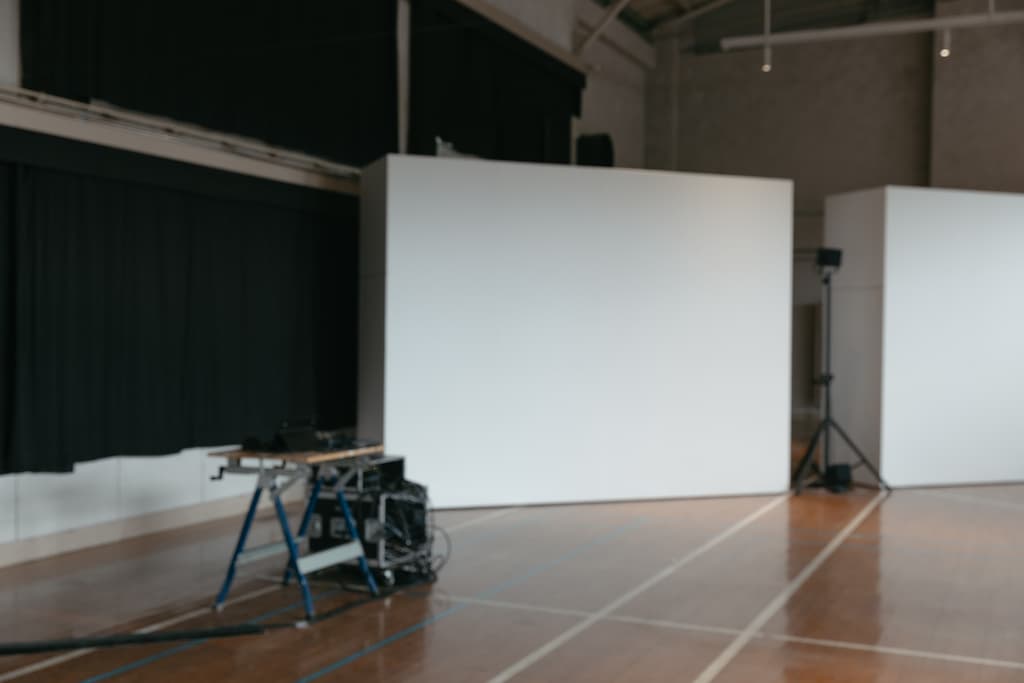 unpoeple 360° installation