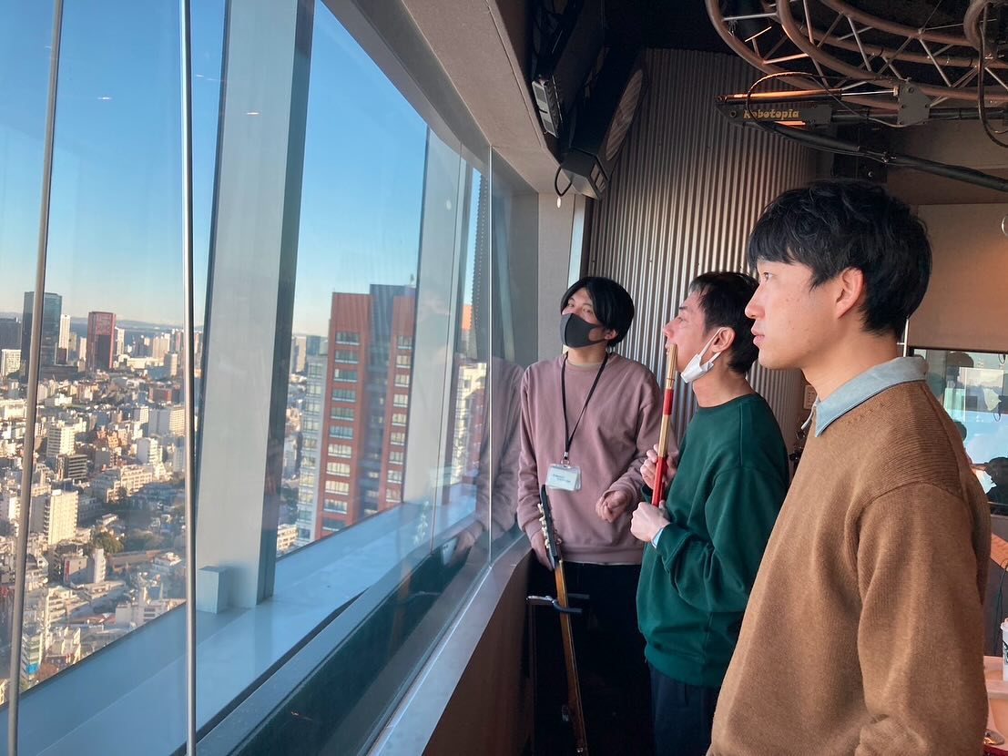 J-WAVE + FM COCOLO HOLIDAY SP KYOTO GEIJUTSU DAIGAKU presents "WHAT'S ART 2025"