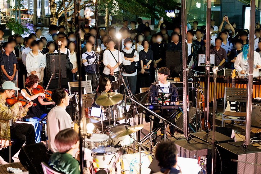 ROPPONGI STREET THEATER ＃06 Performance 01《蓮沼執太フィル》
